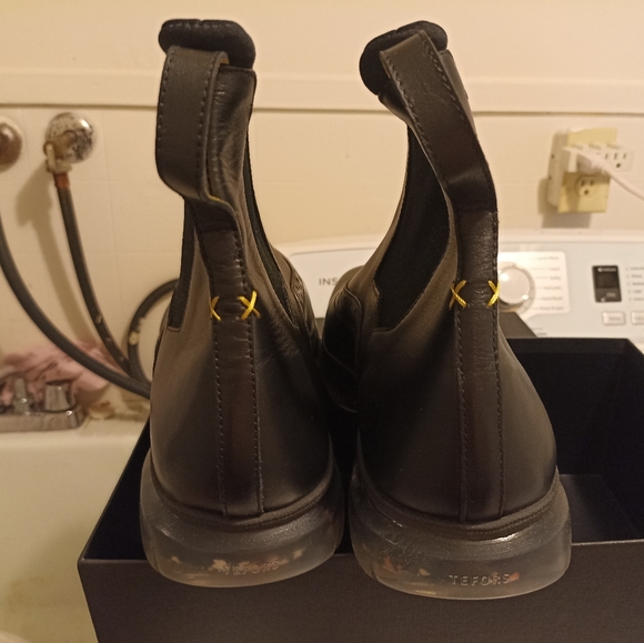 Tefors Black Chelsea Boots - Picture 7 of 8